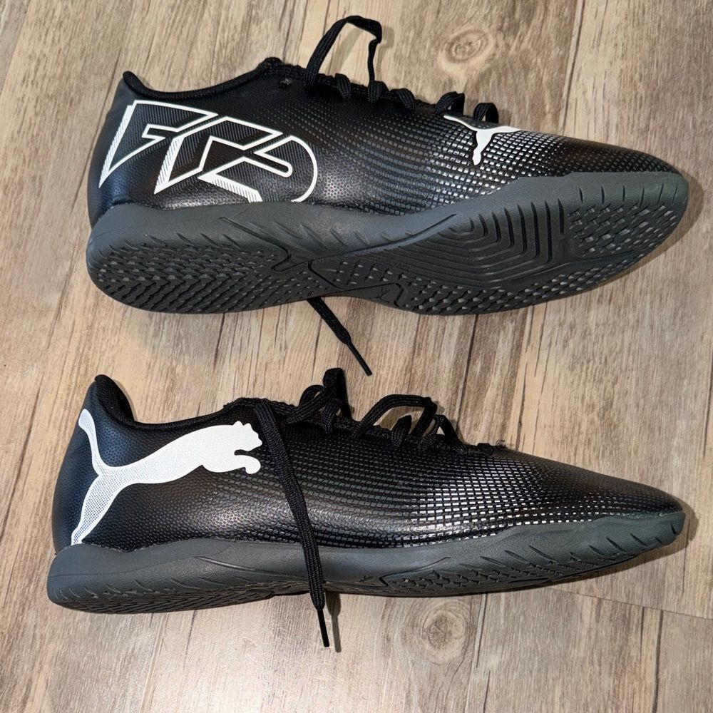 Puma Black and White Men's Indoor Training Sneakers